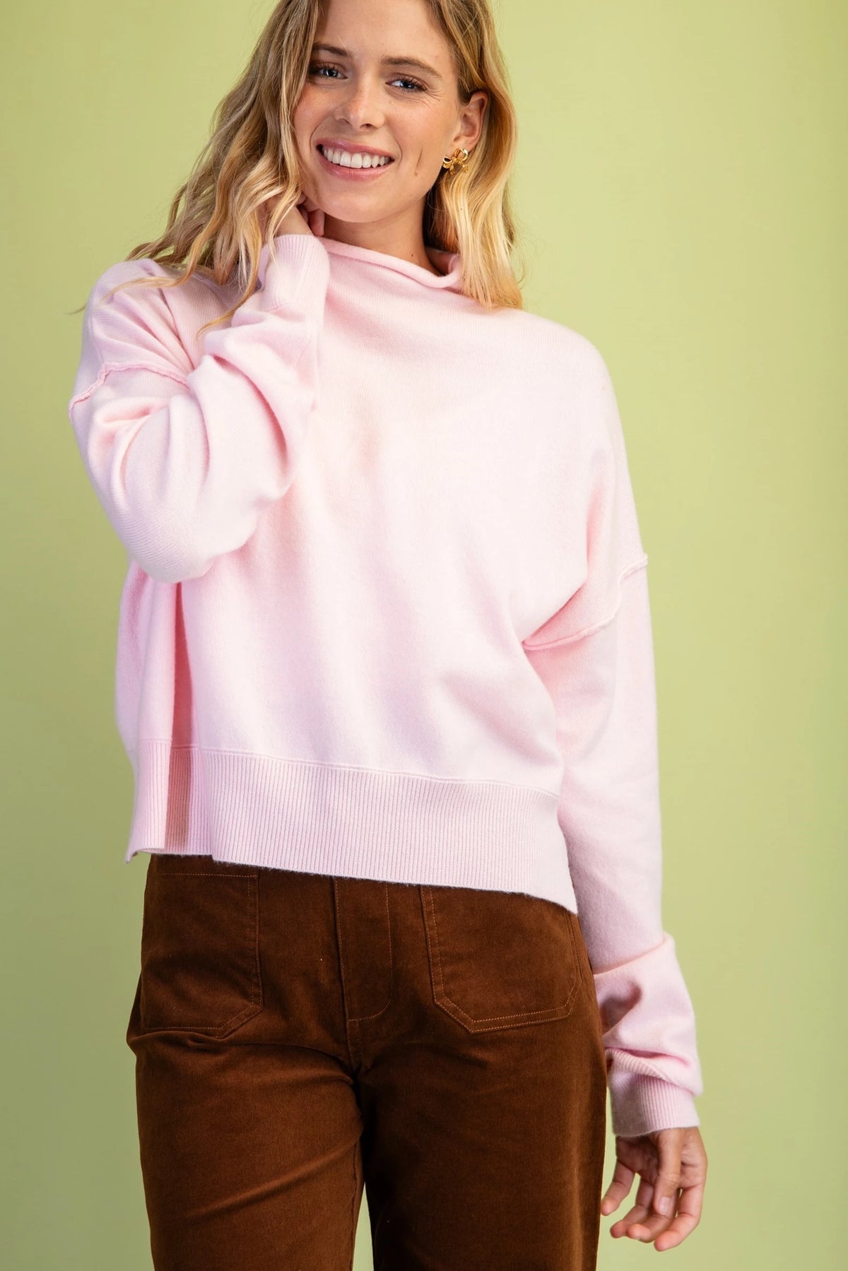 Gigio Roll Neck Sweater with Seaming Details - Baby Pink