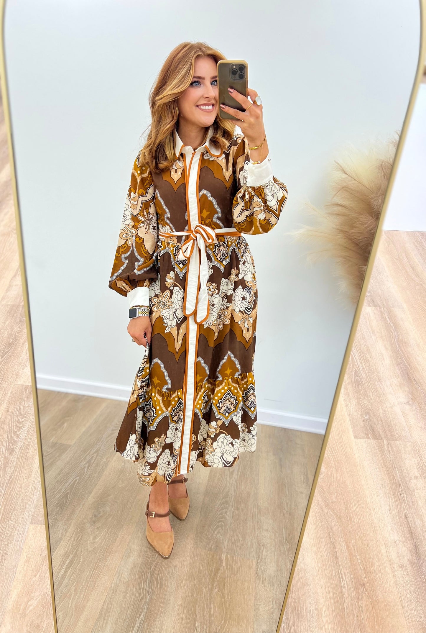 Mocha and cream retro print midi dress with tie waist and long puff sleeves