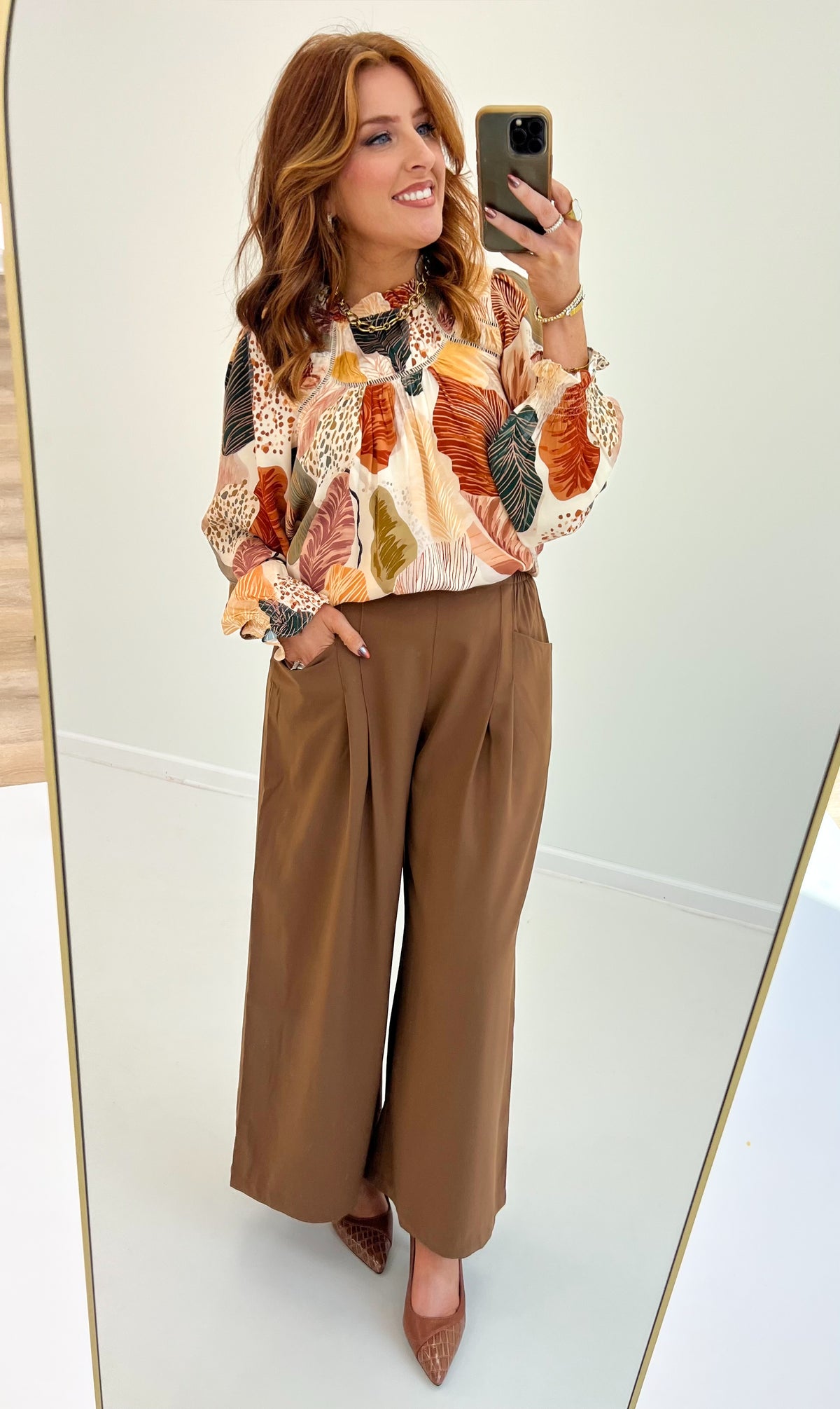 Umgee Abstract Leaf Print Ruffle Trim Top