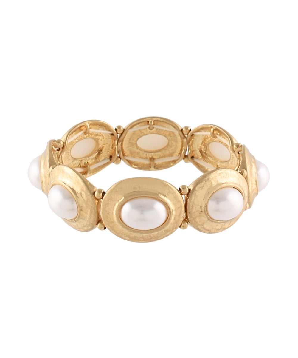 Golden Stella Oval Pearl Bracelet in Cream/Worn Gold