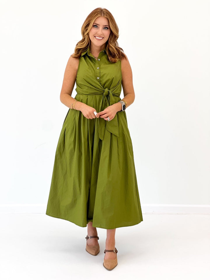 Solid collared dress with a tie front
