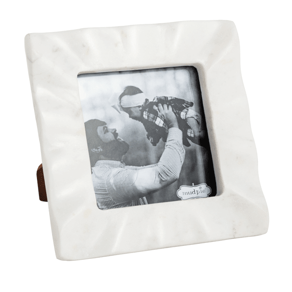 Square marble picture frame with a ruffled edge