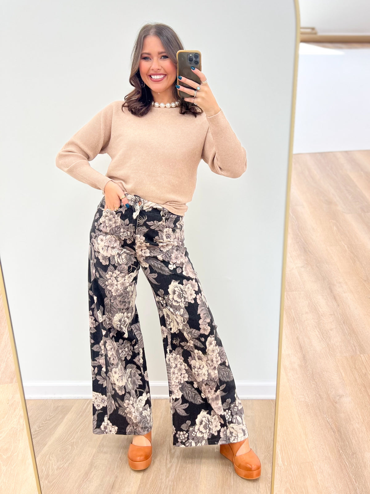 Entro Floral Print Wide Leg Pants