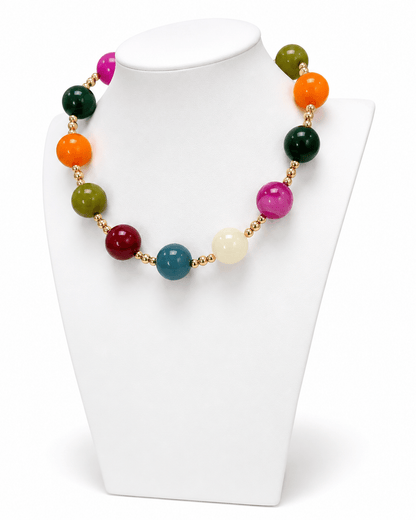 Oversized round bead necklace