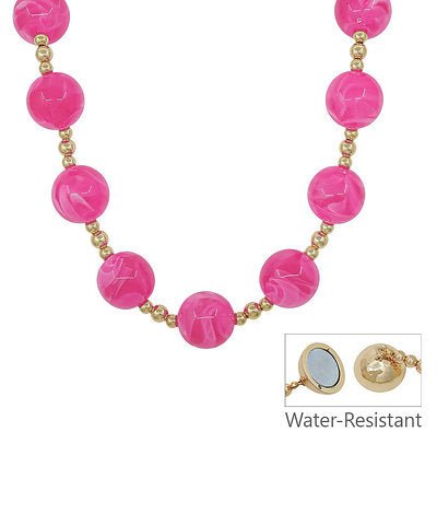 Round bead necklace mixing colored and metallic beads