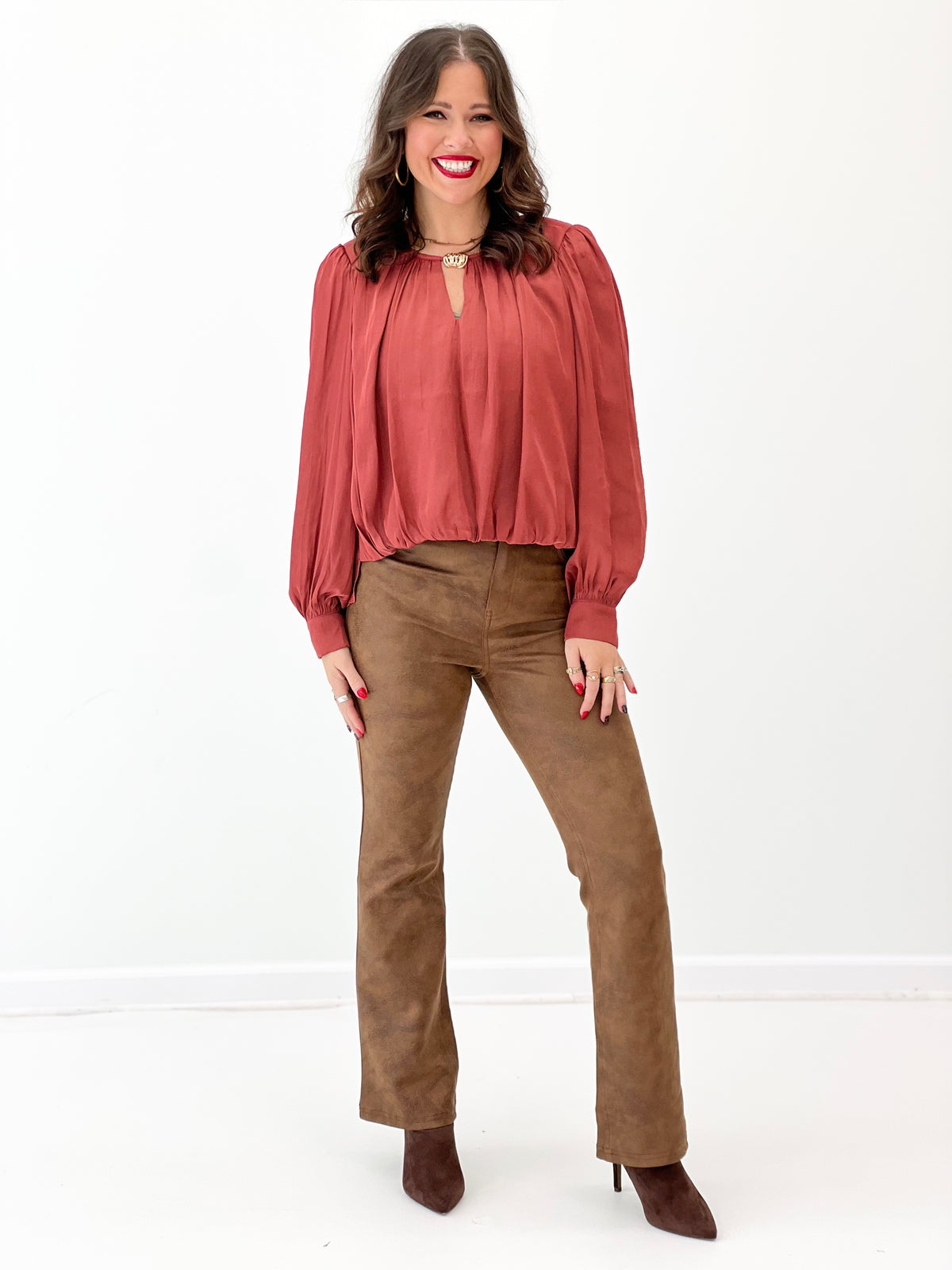Entro Keyhole Neck Long Sleeve Gathered Top