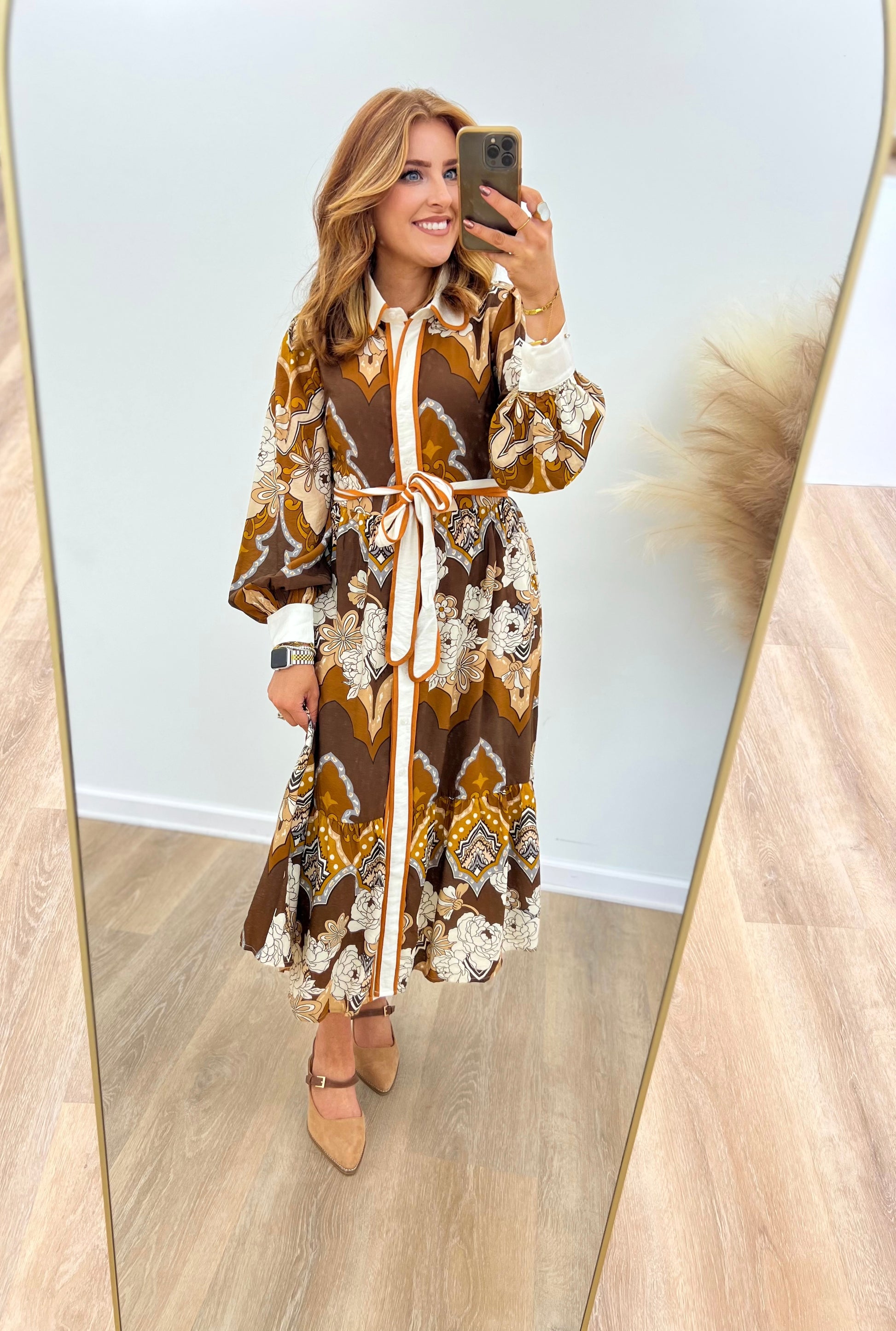 Mocha and cream retro print midi dress with tie waist and long puff sleeves