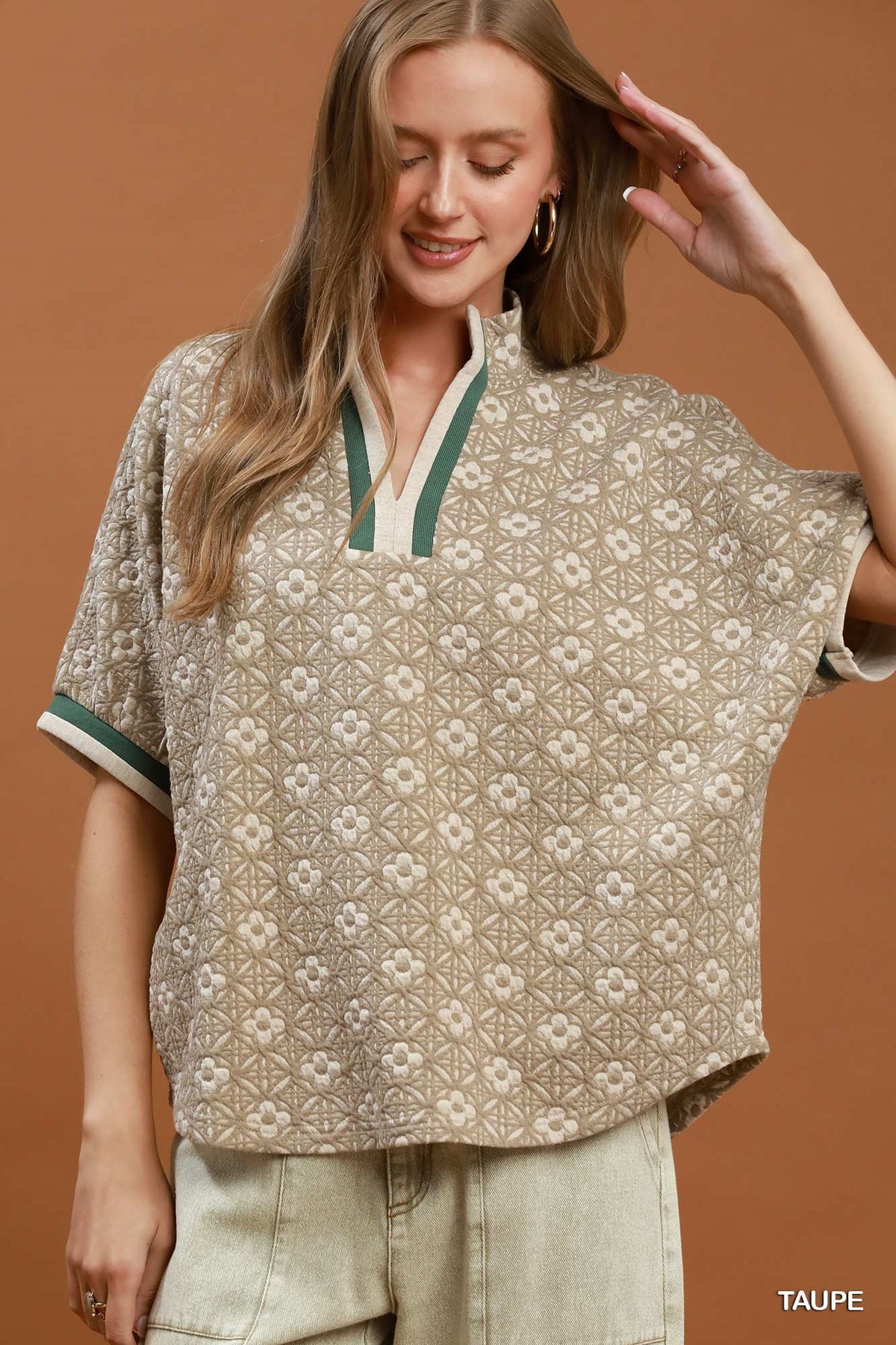 Umgee Jacquard Textured Contrast Trim Pullover Top in Taupe
