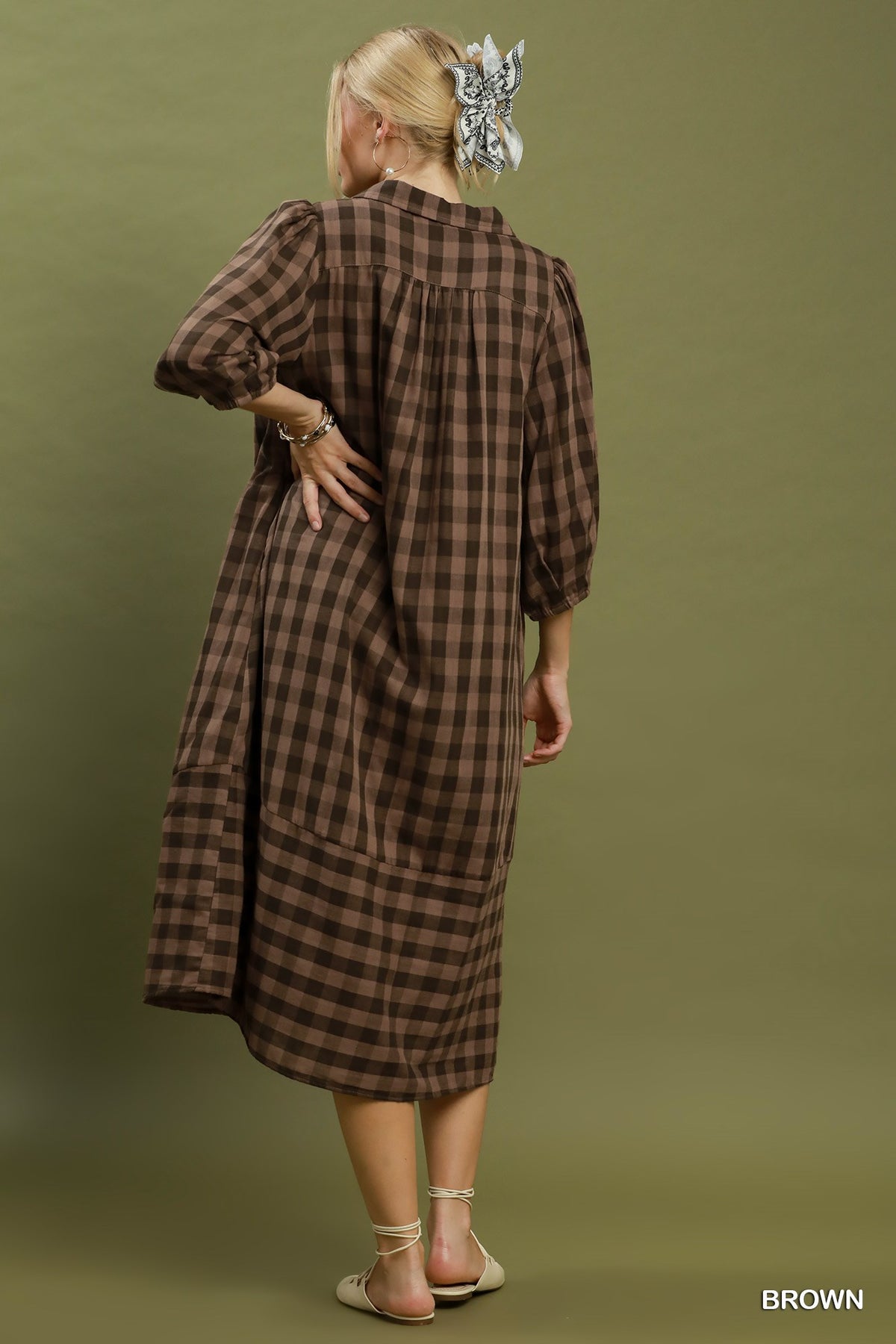 Umgee Checkered Wide Open Collared Midi Dress in Brown