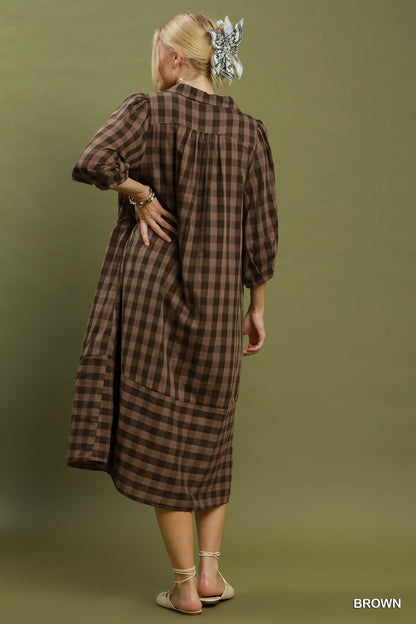 Umgee Checkered Wide Open Collared Midi Dress in Brown
