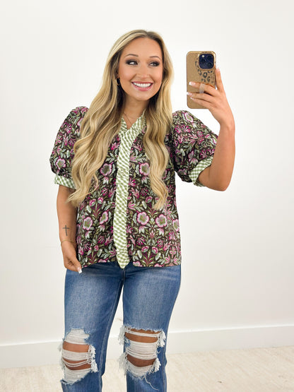 Entro V-Neck Detailed Puff Sleeve Top
