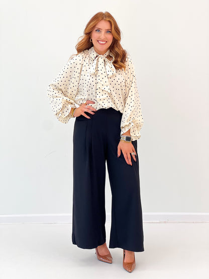 Umgee Solid Wide Leg Pleated Pants