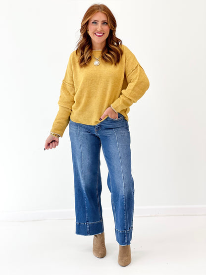 Hem & Thread Roll-Edge Overfit Cashmere Sweater
