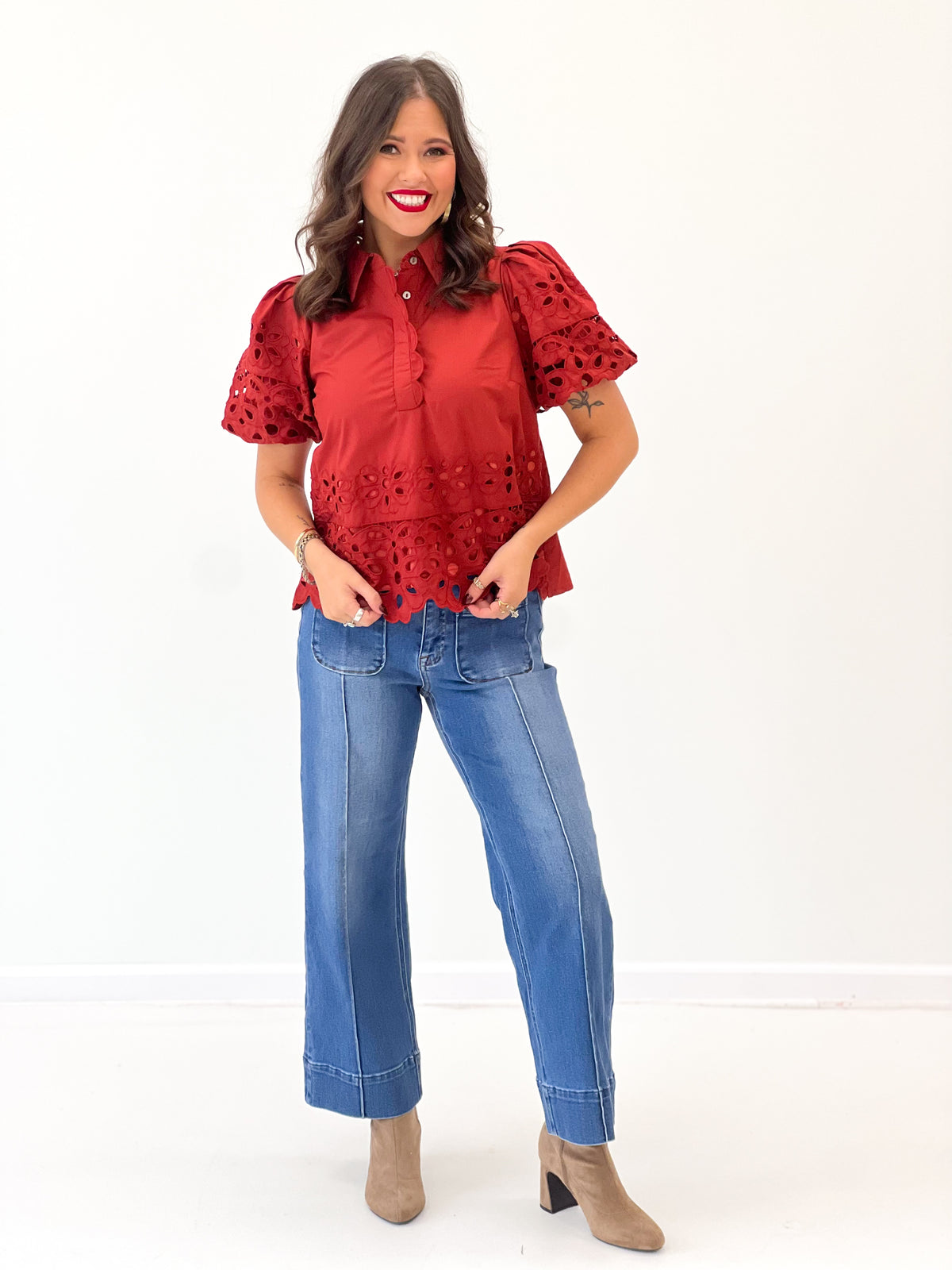 Entro Eyelet Scalloped Trim Puff Sleeve Top
