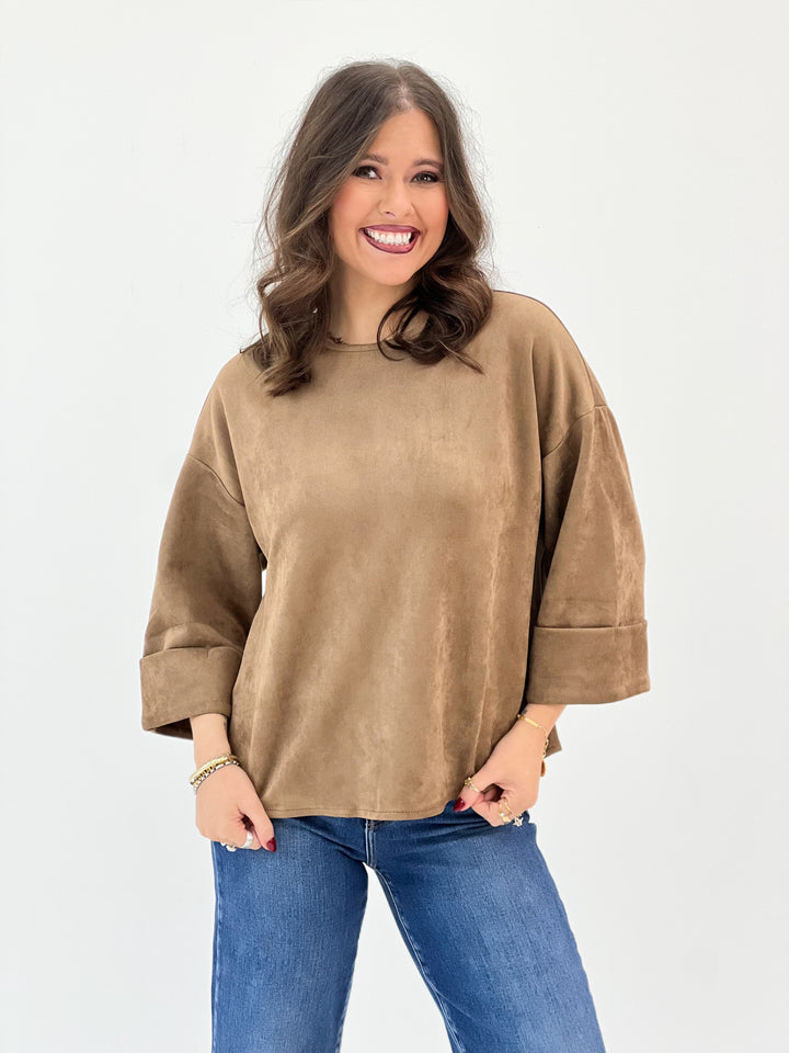 Mocha suede-look blouse with wide 3/4 sleeves and rounded neckline