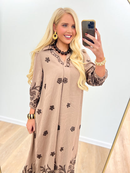 Umgee Embroidered Wide Open Collar Midi Dress with Pockets