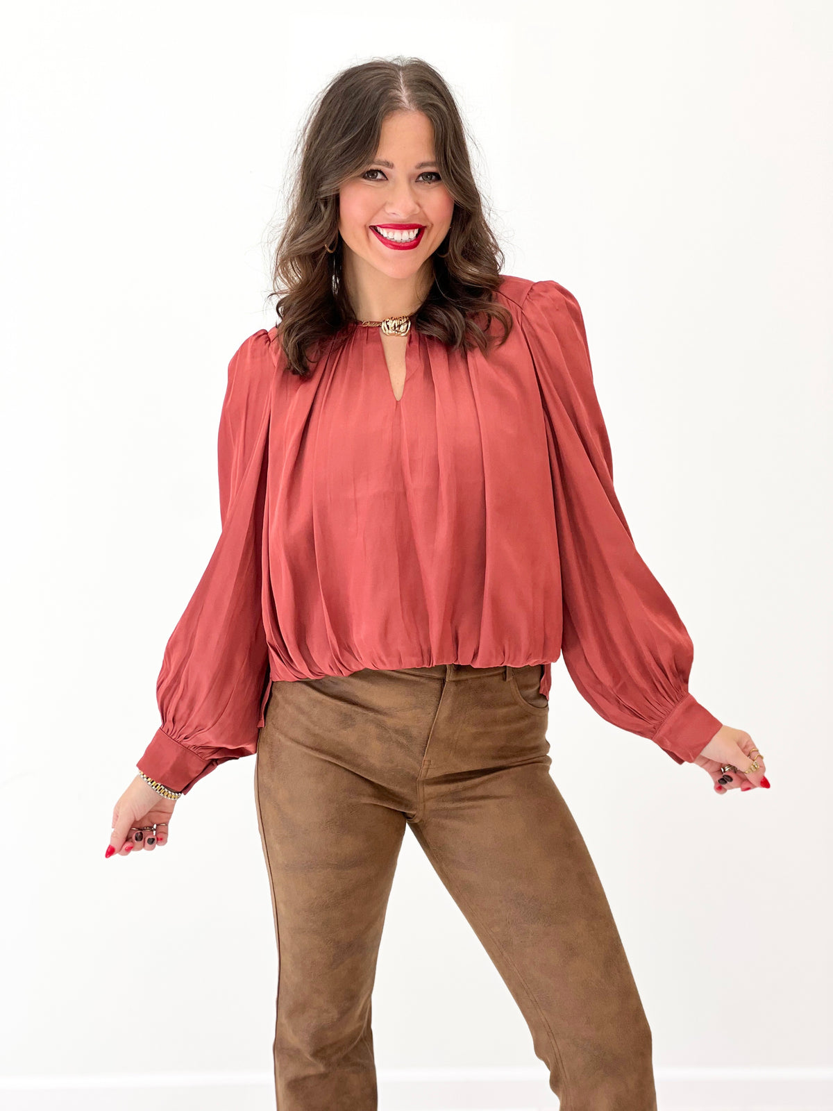 Entro Keyhole Neck Long Sleeve Gathered Top