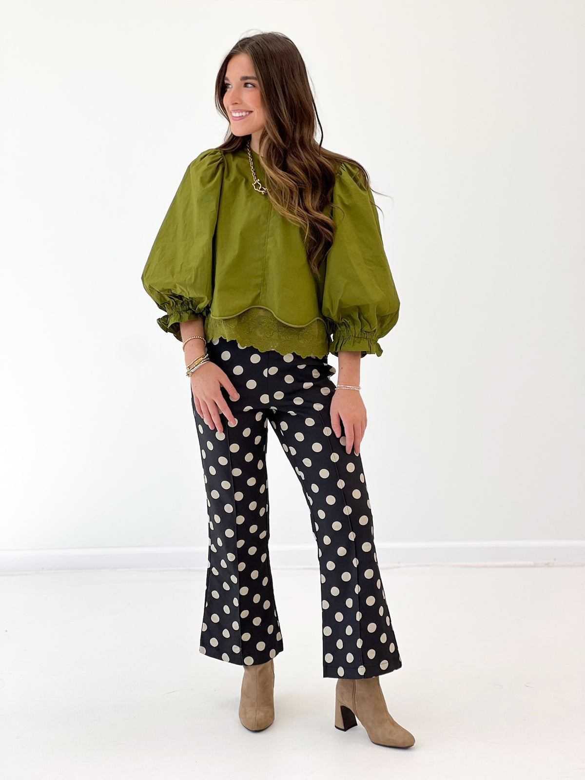 Olive green lace-trim balloon sleeve blouse with scalloped hem and relaxed fit
