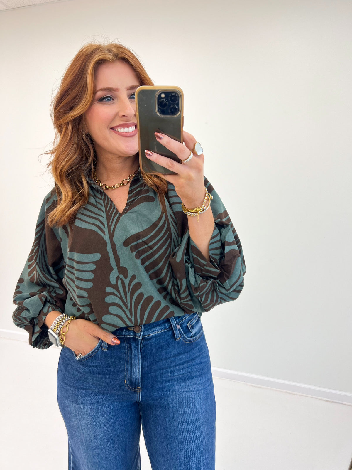 Umgee Abstract Leaf Print Balloon Sleeve Blouse