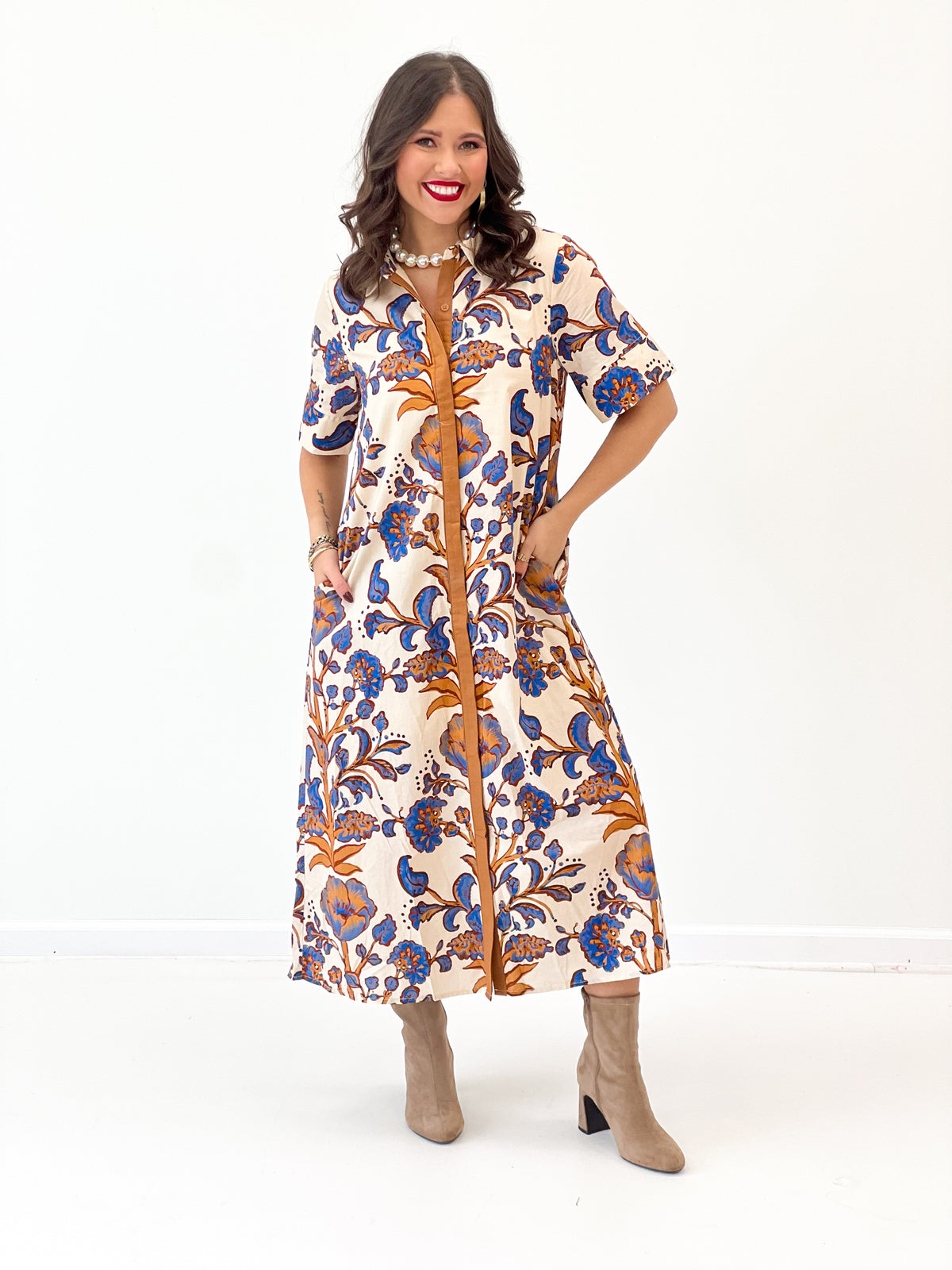 Entro Short Sleeve Floral Collared Midi Dress