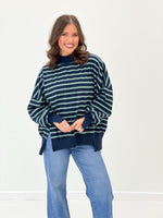 Navy/Sage