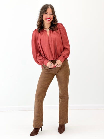 Entro Keyhole Neck Long Sleeve Gathered Top