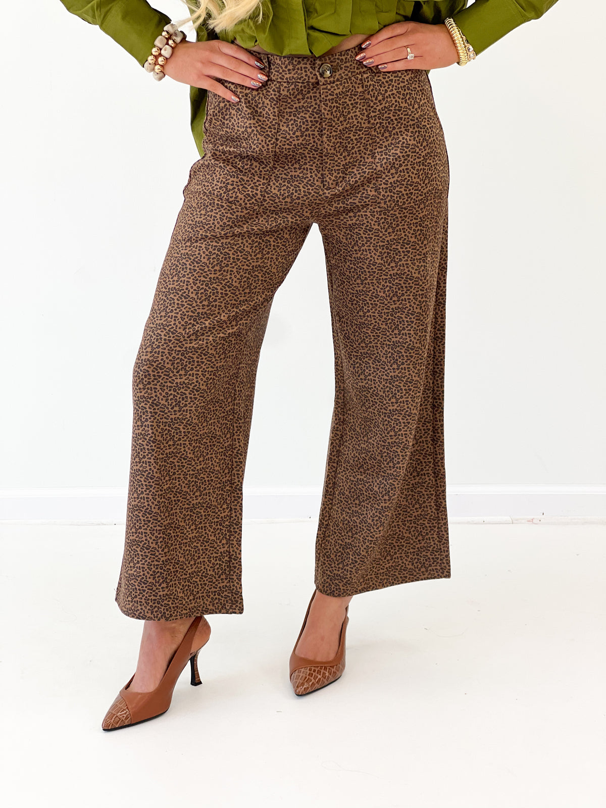 Camel leopard print wide-leg pants with cropped straight hems