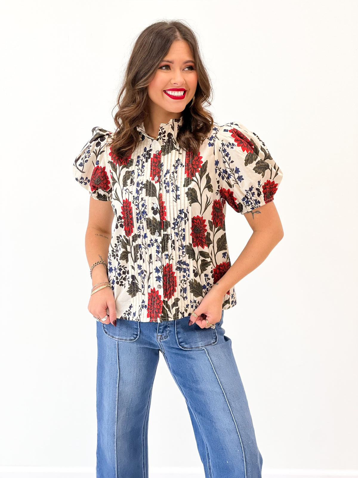 Entro Floral Puff Sleeve Pintuck Button Up Top
