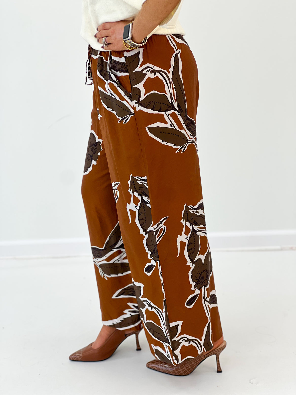 Glam Elastic Drawstring Wide Pants