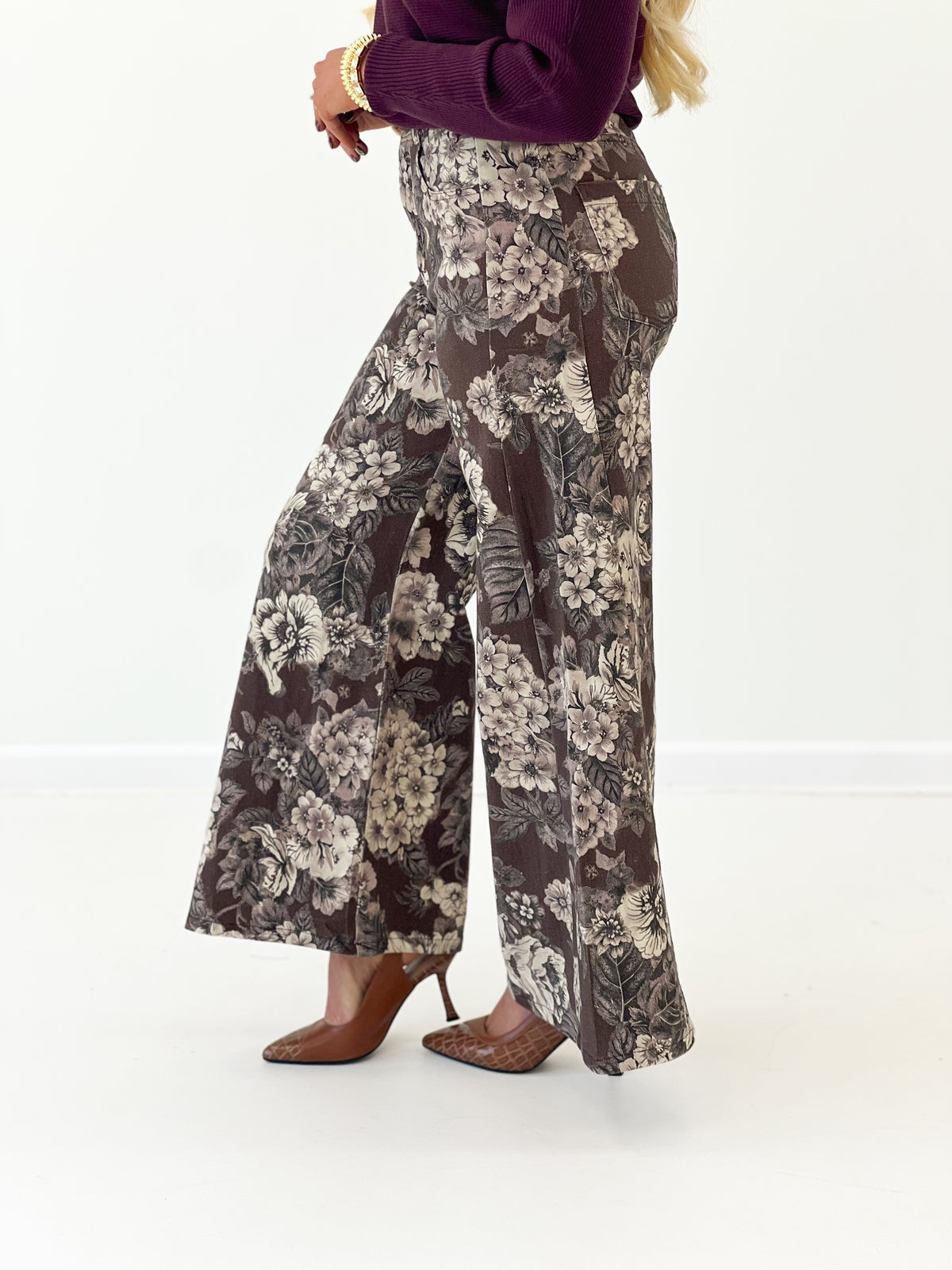 Entro Floral Print Wide Leg Pants