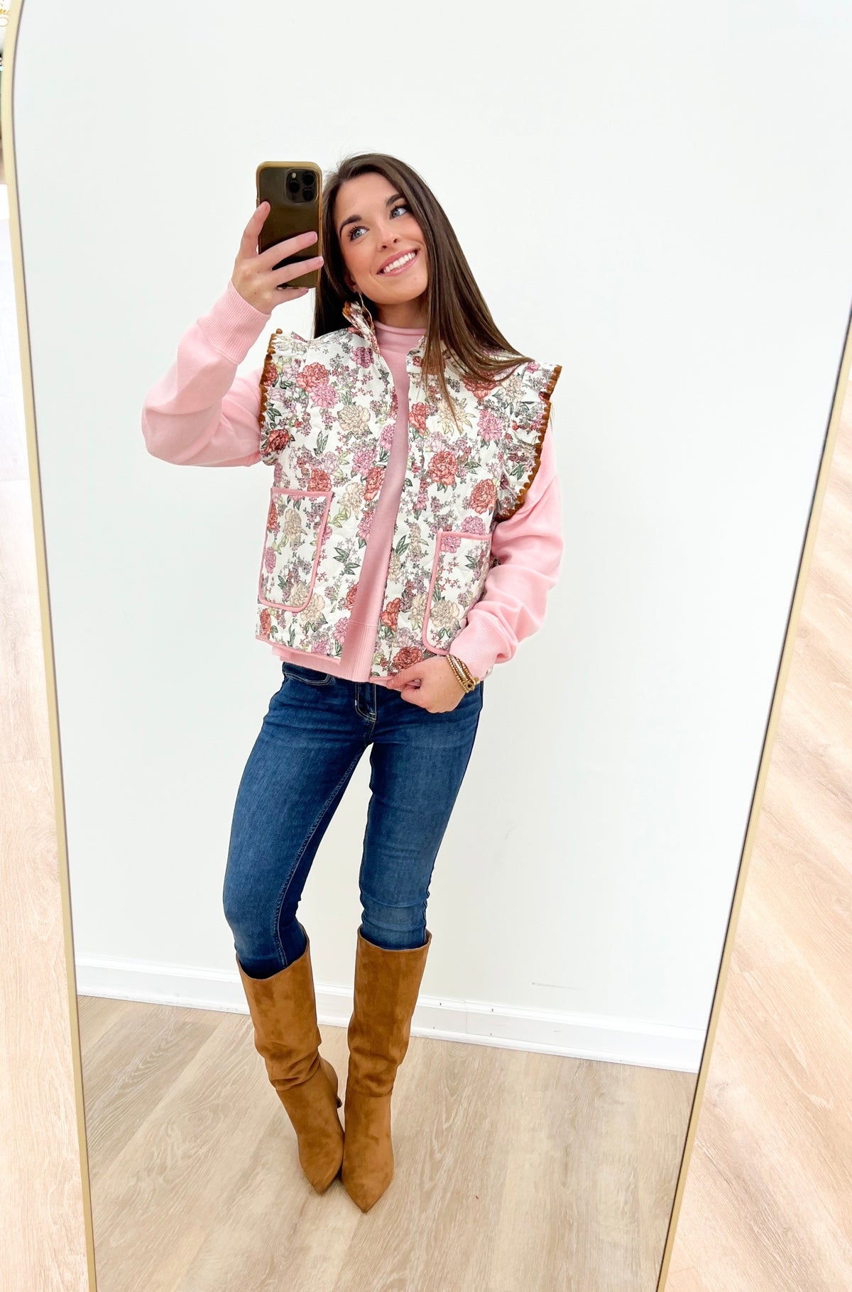 Floral ruffle sleeve vest in cream with pink long-sleeve underlayer