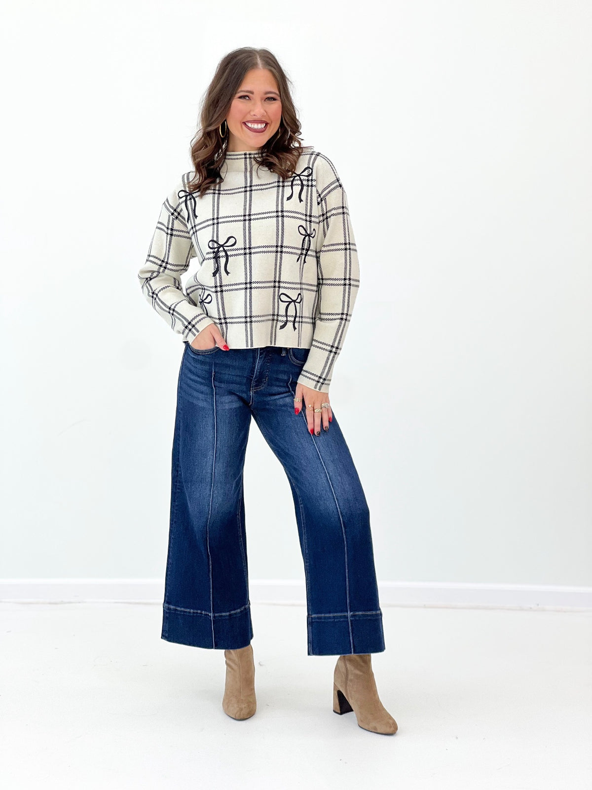 Eesome Bow Embroidered Mock Neck Sweater | Eesome