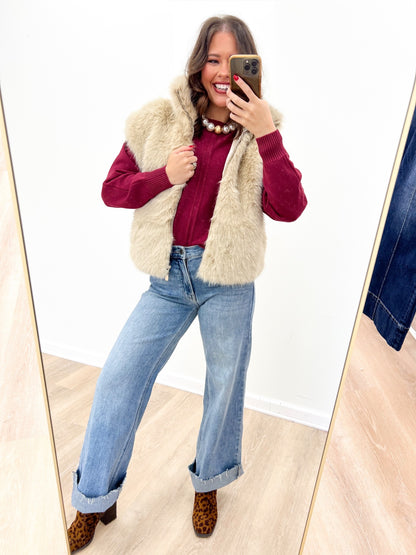 Eesome Faux Fur Zip Vest | Eesome