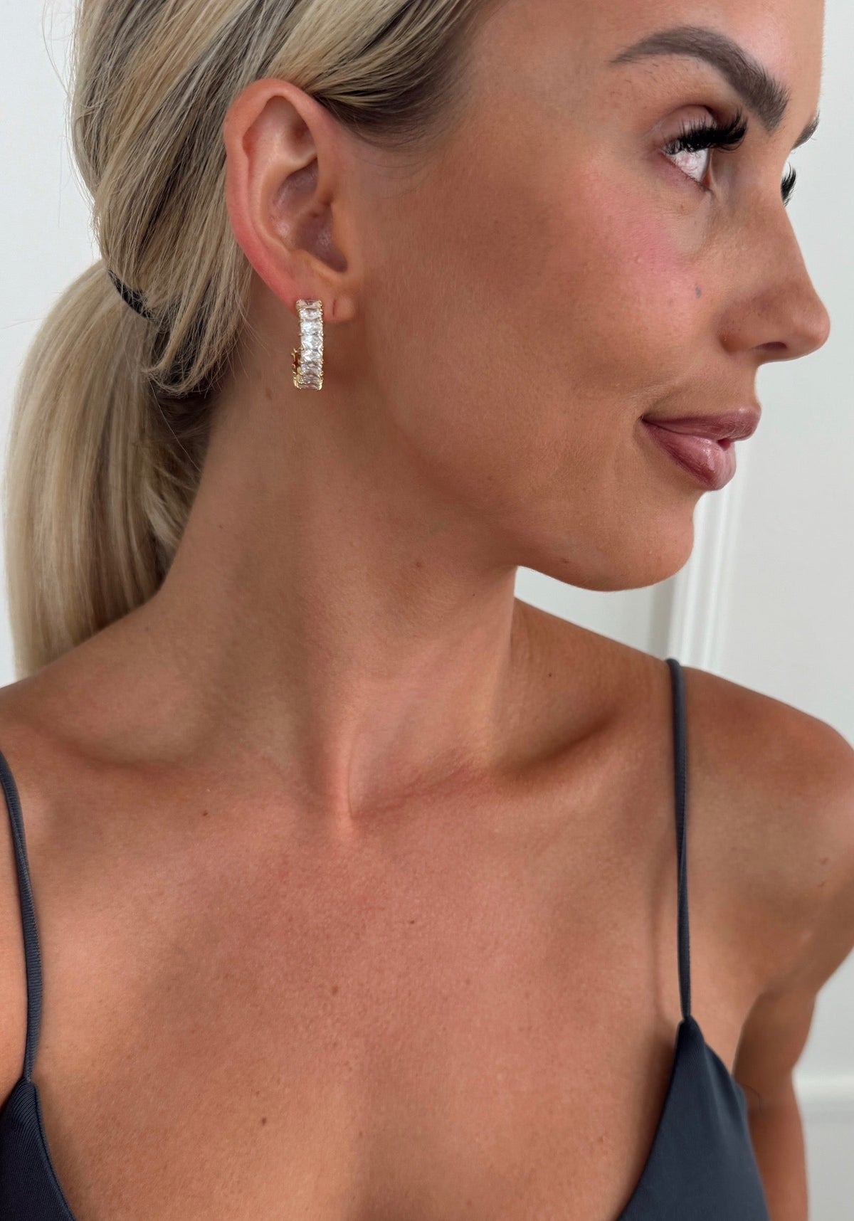 Chan Sutt Vanessa Earrings view 4