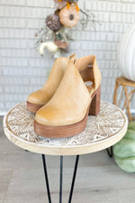 Loredo Natural Platform Clog