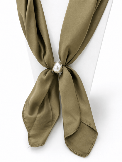 Pearl scarf necklace with metallic accents along the strand