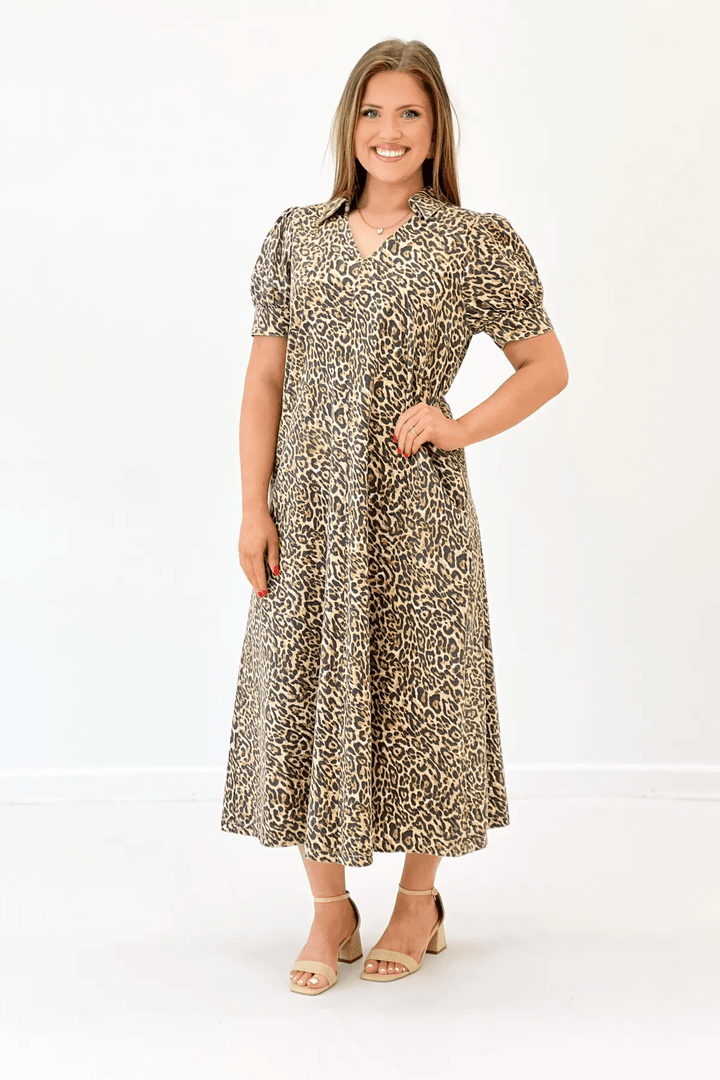 Animal print maxi dress with short sleeves
