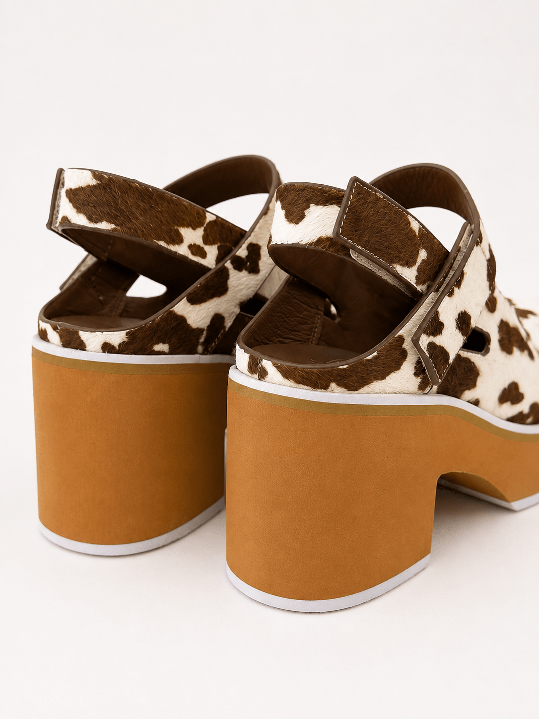 Antelope Ingrid Leather Strap Platform Clog - Lavish Boutique10-SHOES