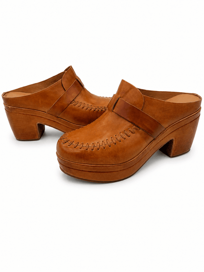 Antelope Jada Stitched Leather Platform Clog - Lavish Boutique10-SHOES