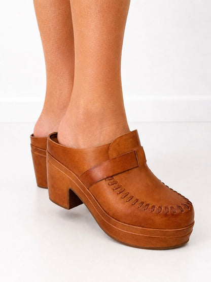 Antelope Jada Stitched Leather Platform Clog - Lavish Boutique10-SHOES
