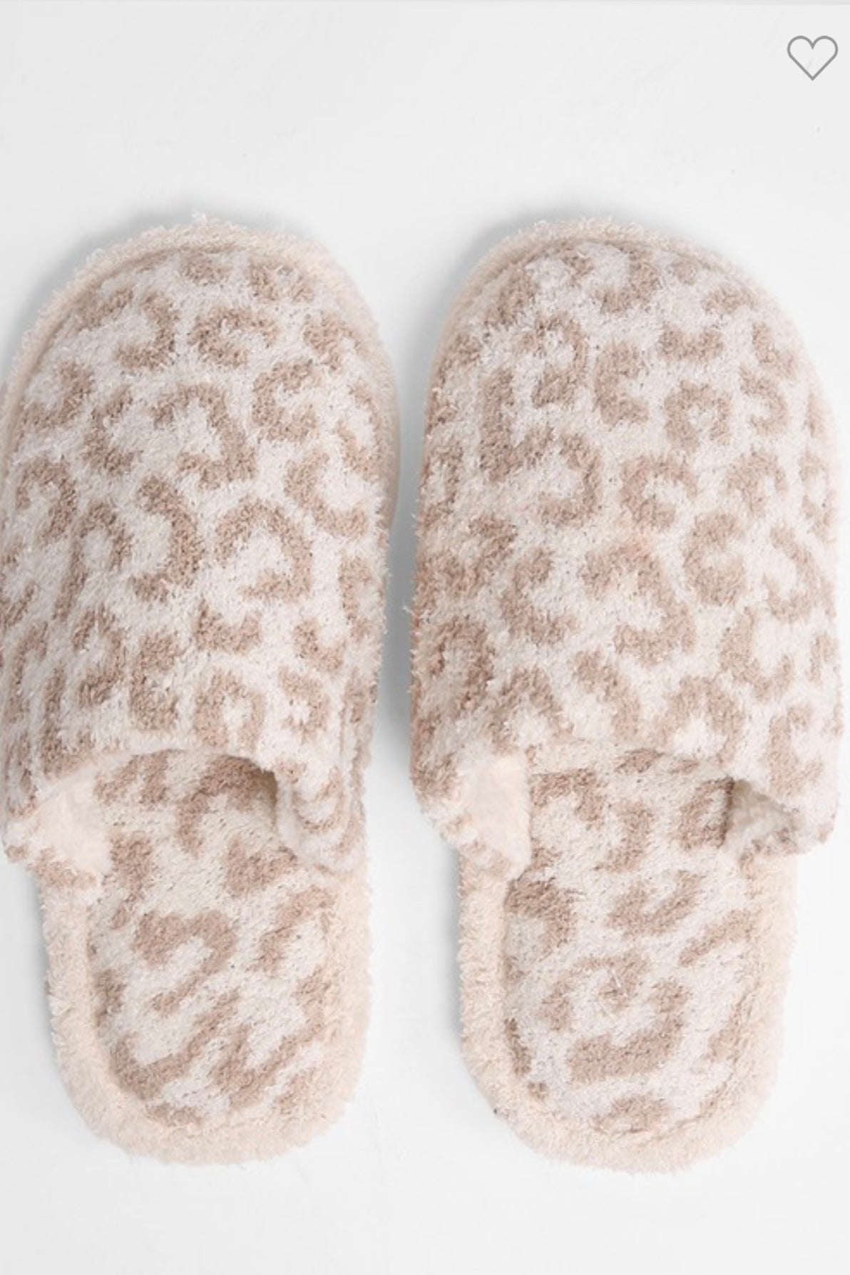 Beige leopard slippers with a soft faux fur trim