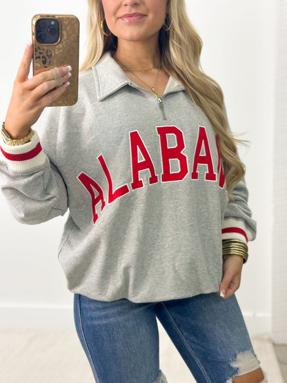 Retro pullover sweatshirt with a relaxed body