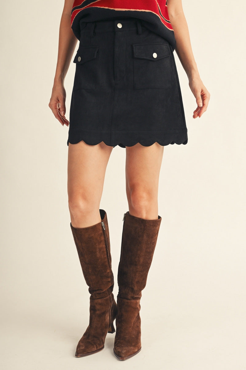 Jodifl Front Pocket Scallop Hem Skirt in Black
