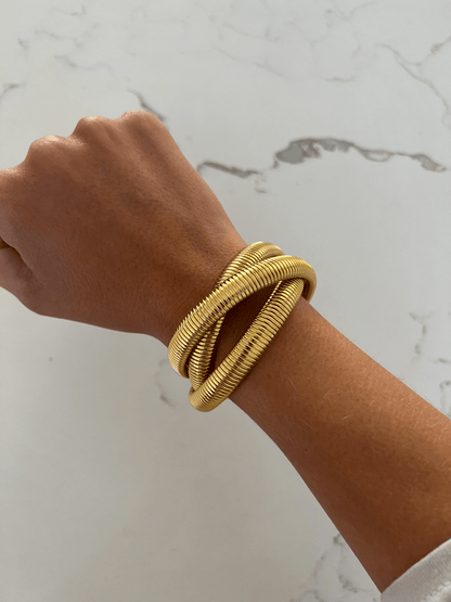 Three-row gold chain bracelet