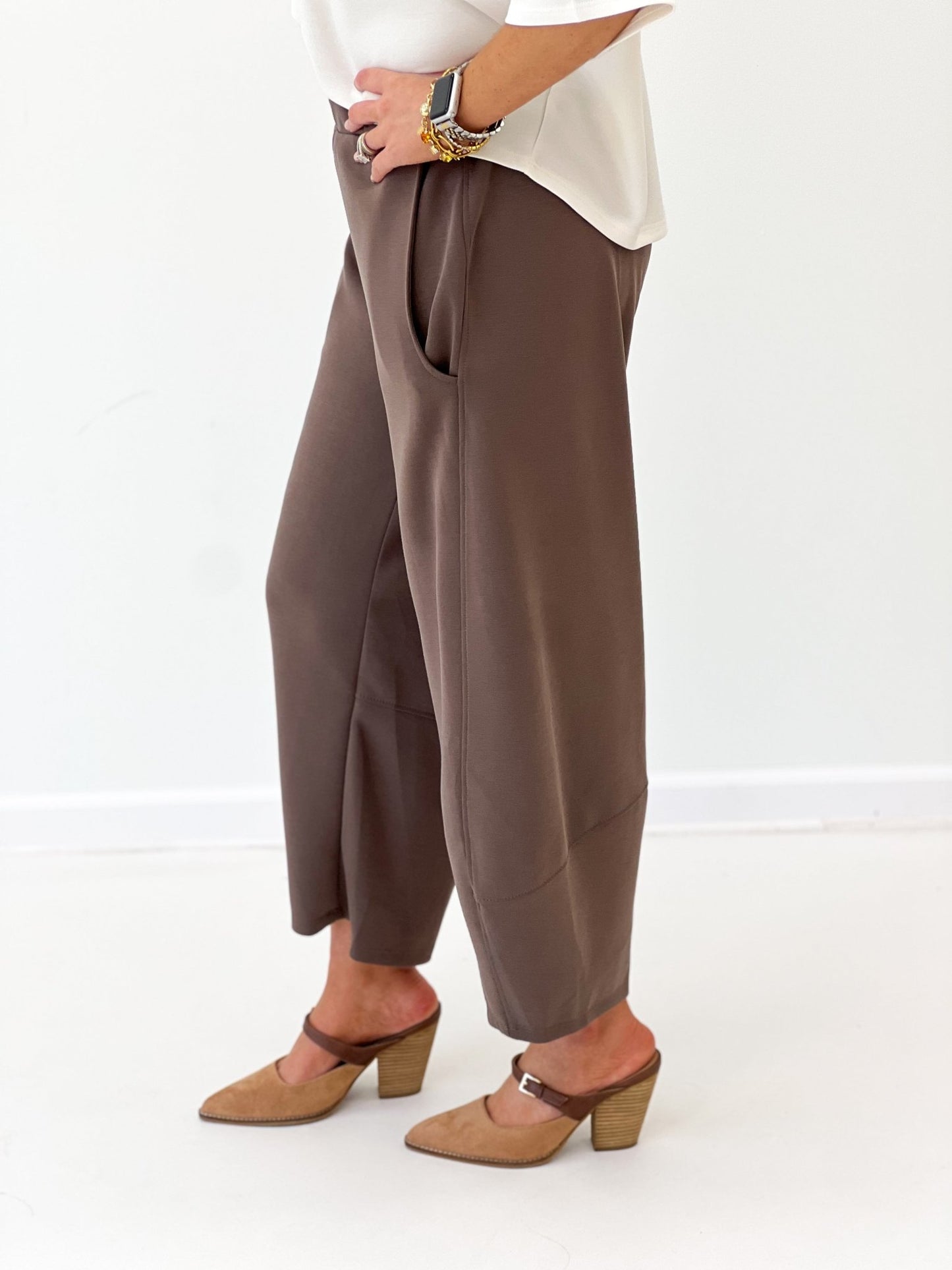 Charlotte Avery Scuba Barrel Pants - Lavish Boutique02-BOTTOMS