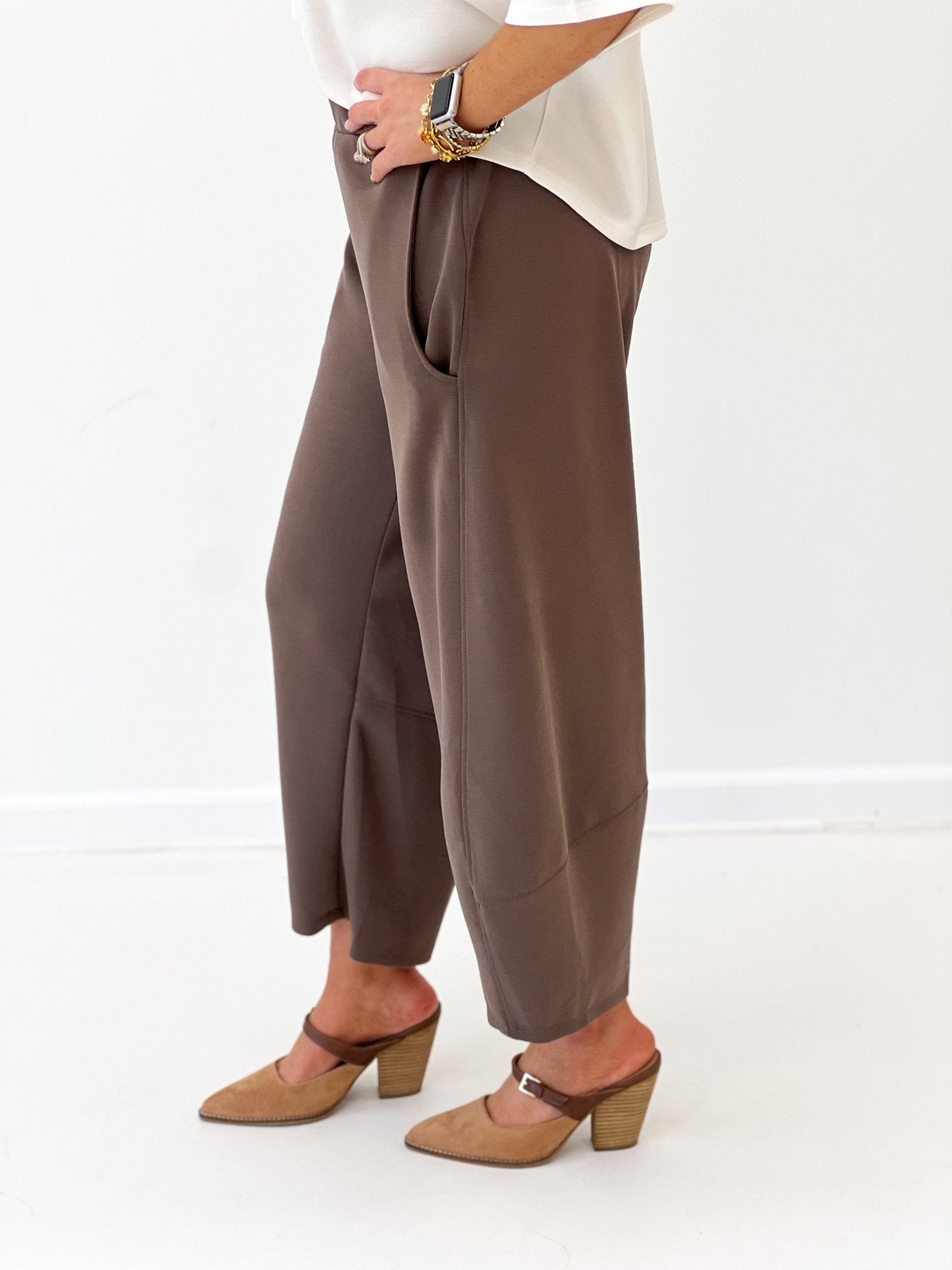 Charlotte Avery Scuba Barrel Pants - Lavish Boutique02-BOTTOMS
