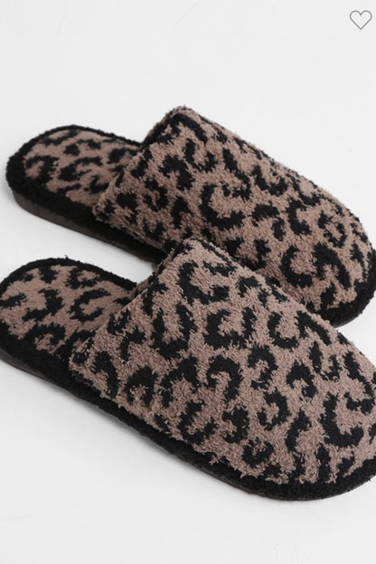 Leopard print slipper in coffee brown with an open toe