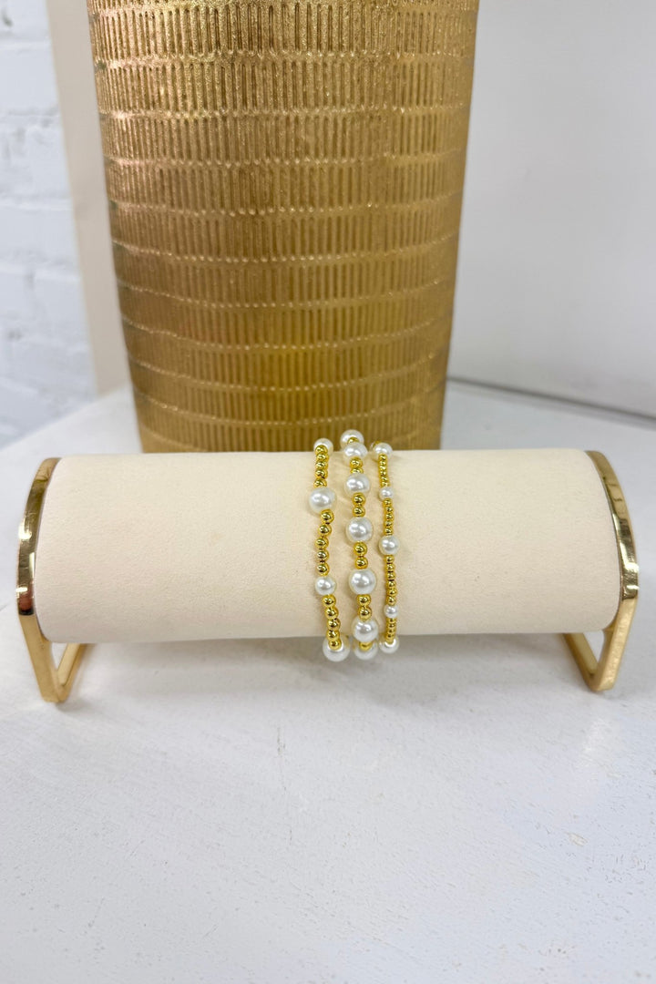 Cream and gold three-row pearl bracelet set