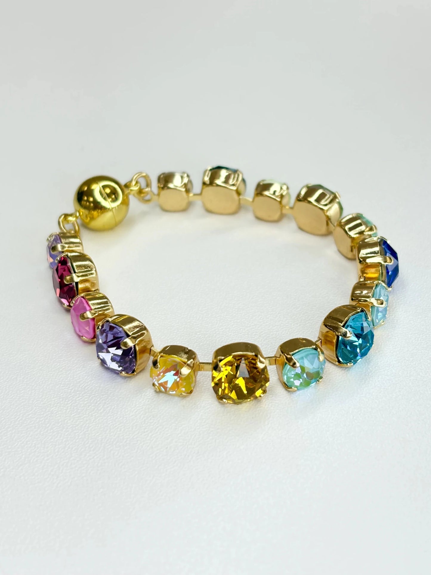 Sparkling confetti gemstone stretch bracelet