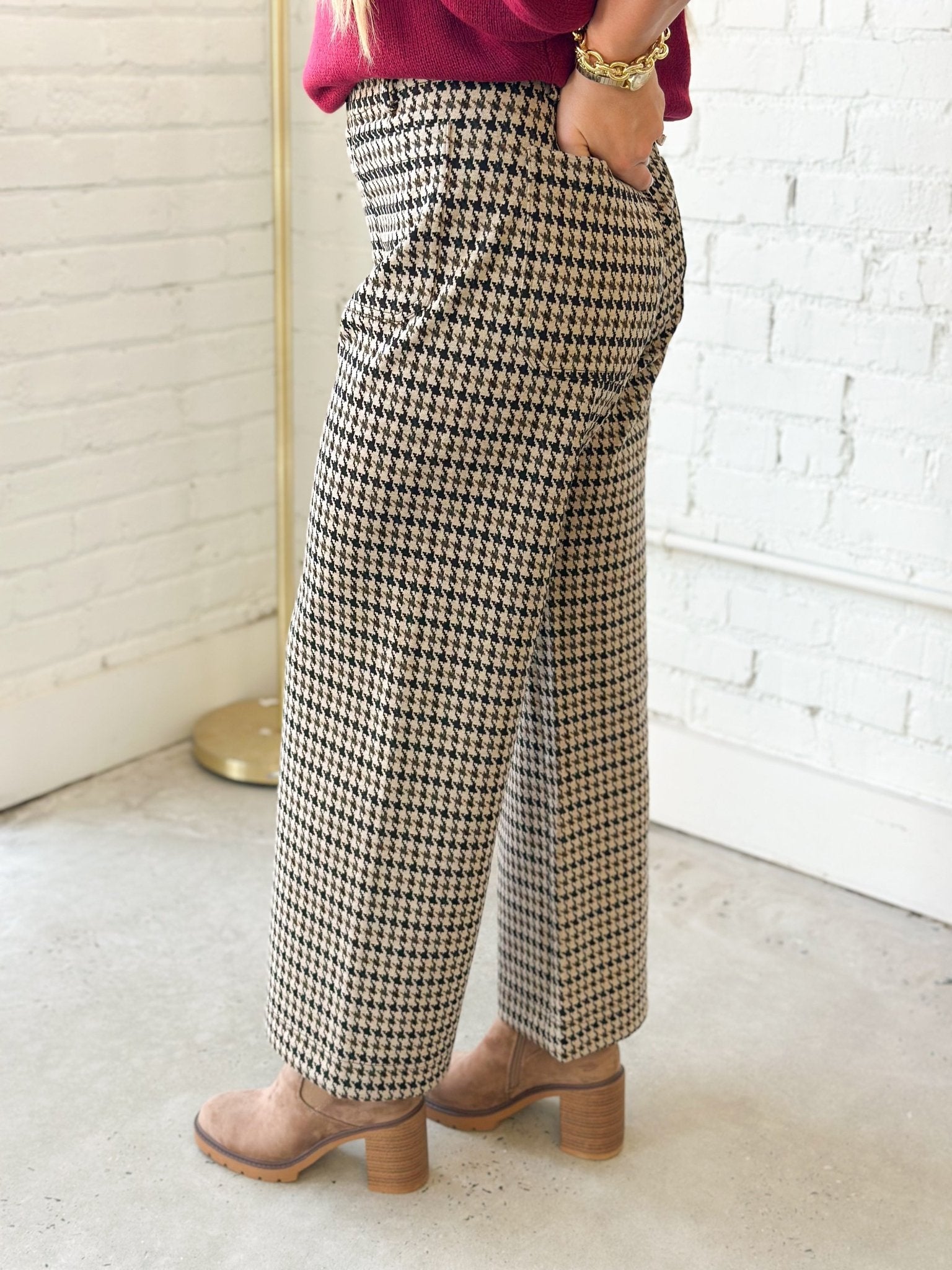 Eesome Houndstooth Wide Leg Pant - Lavish Boutique02-BOTTOMS